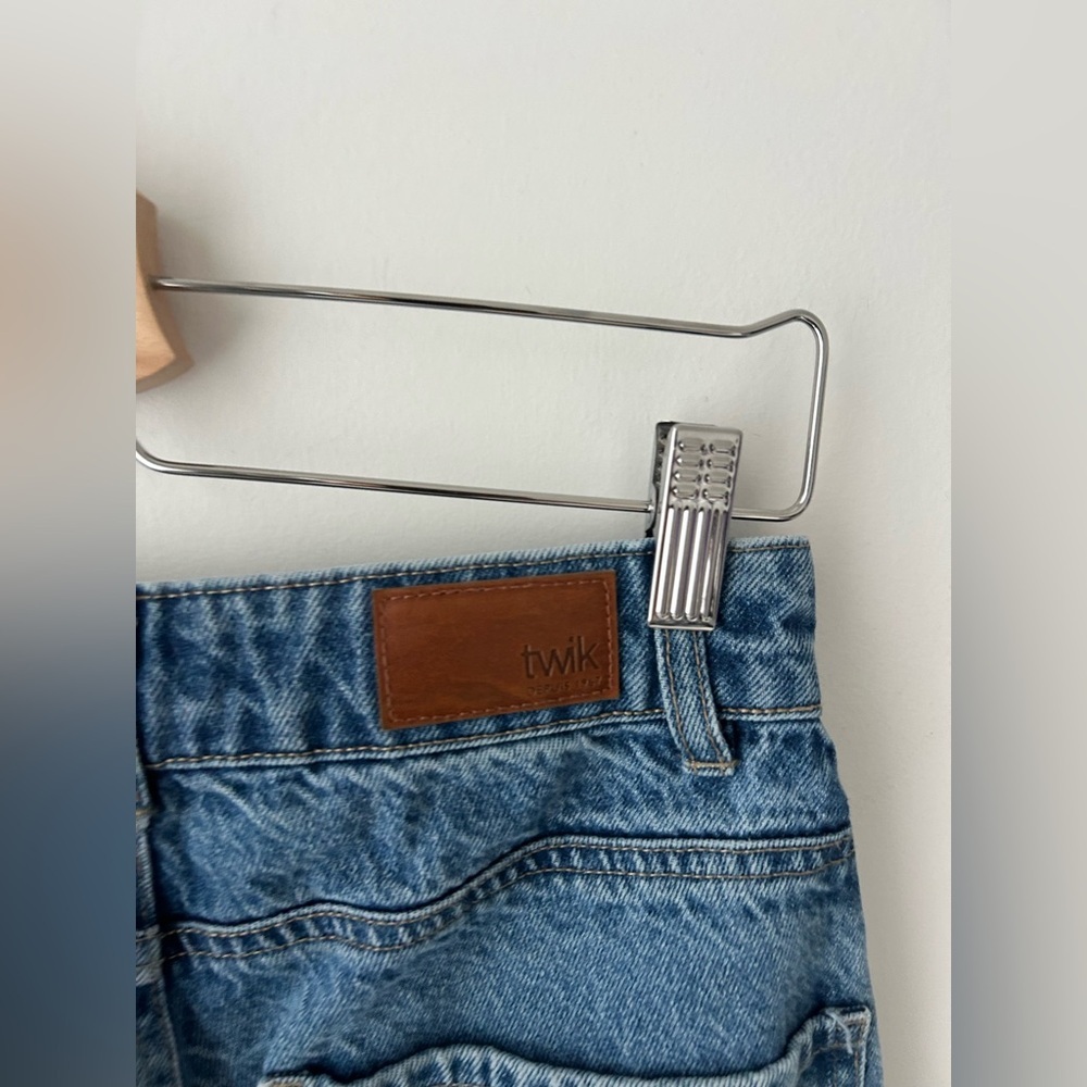 Twik fresstyle cut blue denim
Jeans - Picture 9 of 11